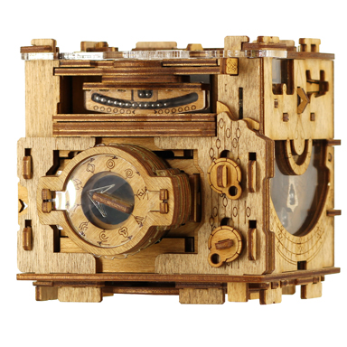 Third game image for Cluebox #6 Sherlock's Camera